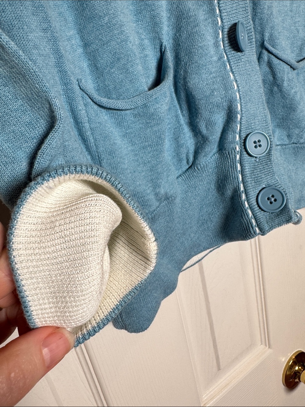 Madison Blue-Green Button Front V-Neck Cardigan size M - Picture 2 of 8